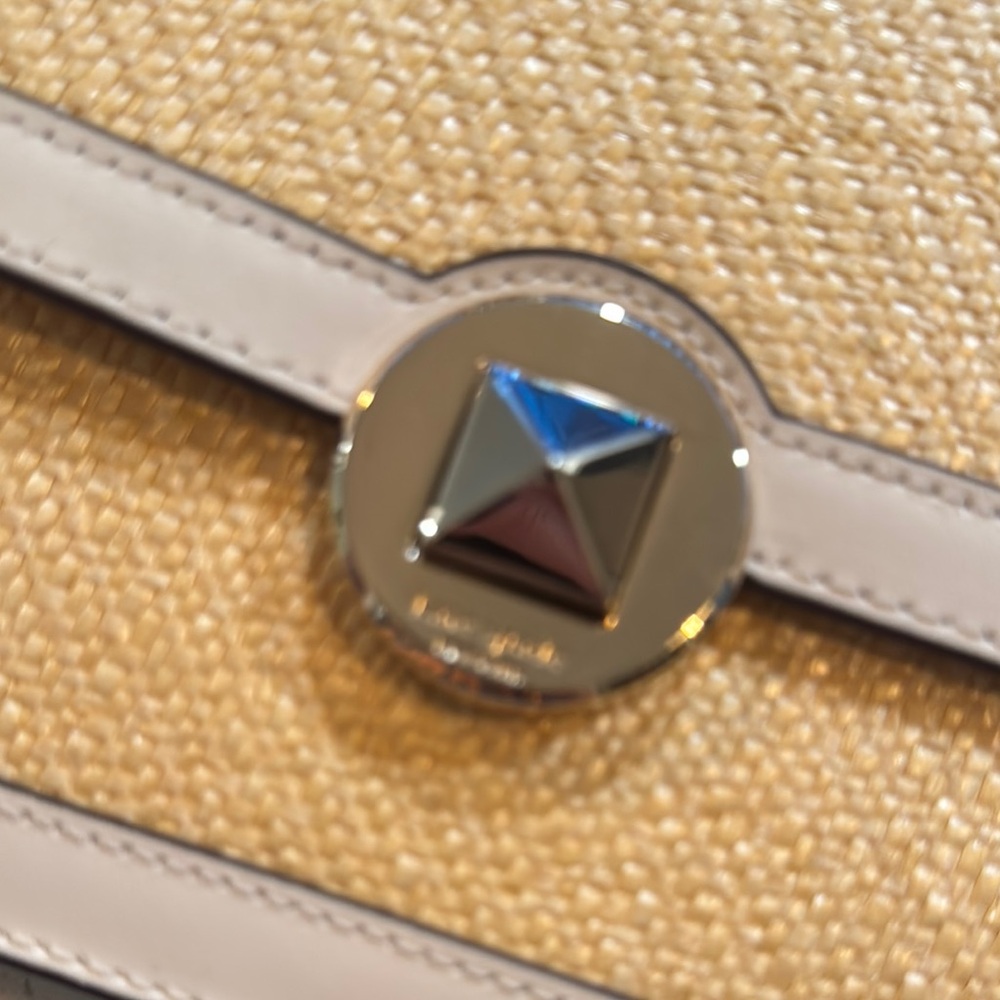 Kate Spade Gold and White Crossbody Bag with Flap Closure - Picture 9 of 9